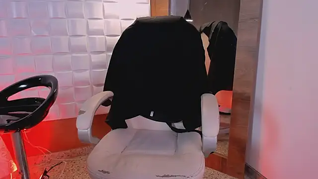 AlejandroStormm online show from September 10, 10:30 pm