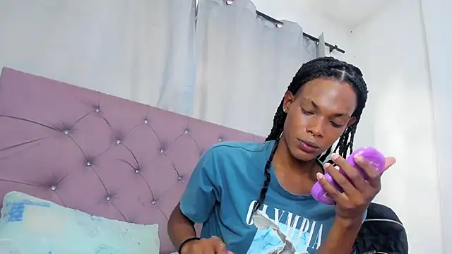 khler Angelis online show from October 3, 2:11 pm