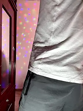 Saipuer31 online show from January 7, 4:34 pm