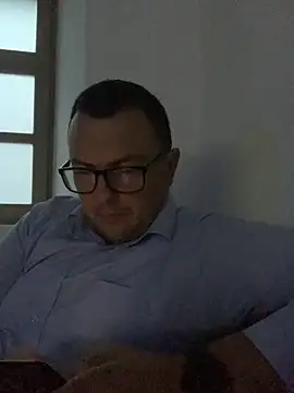 Mike8523 online show from November 19, 5:29 am