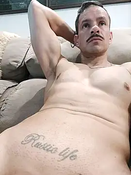 juniortche1313 online show from November 21, 4:28 pm