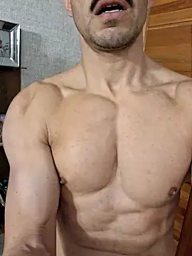 juniortche1313 online show from June 15, 9:18 pm