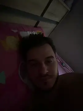 spidersA online show from March 12, 4:30 am