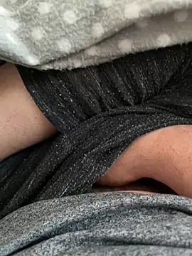 littletoy64 online show from February 27, 7:44 am