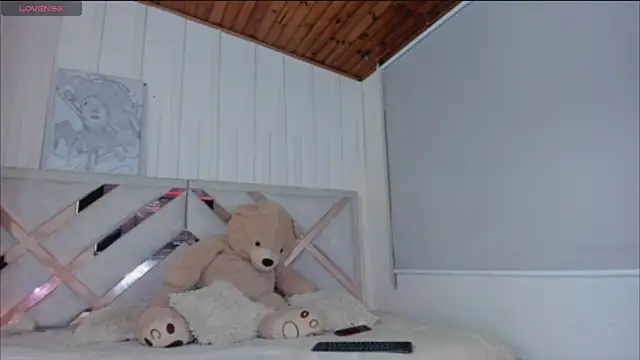 CRAZY-BOY99 online show from March 12, 11:33 pm