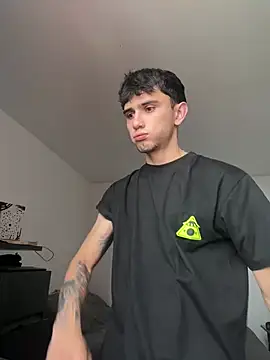 samevansx  online show from March 17, 4:01 pm