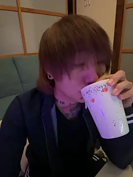 Snapshot of ryokunero chatting on November 1, 11:36 am ryokunero online show from November 1, 11:36 am