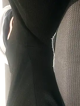 gui67675 online show from October 6, 5:39 pm