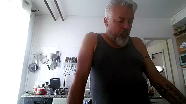 Berg Boy online show from March 30, 10:27 am