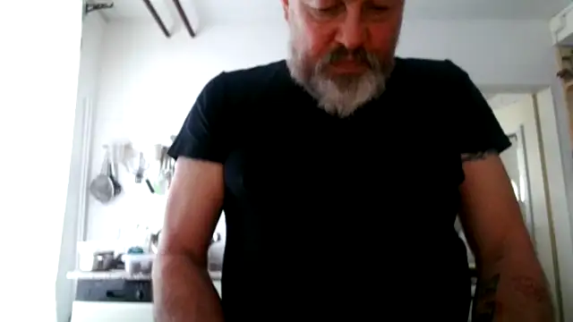 Berg Boy online show from February 15, 9:40 am