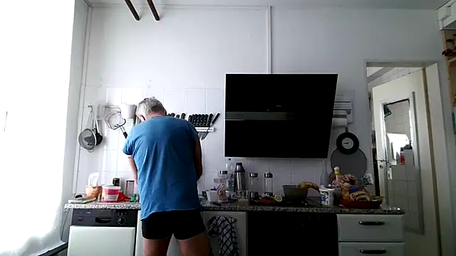 Berg Boy online show from March 29, 6:46 am