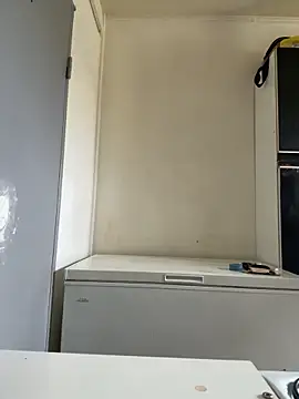 Hugo34bg online show from March 22, 1:27 pm