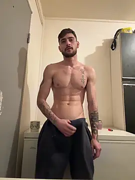 Hugo34bg online show from February 4, 6:19 am