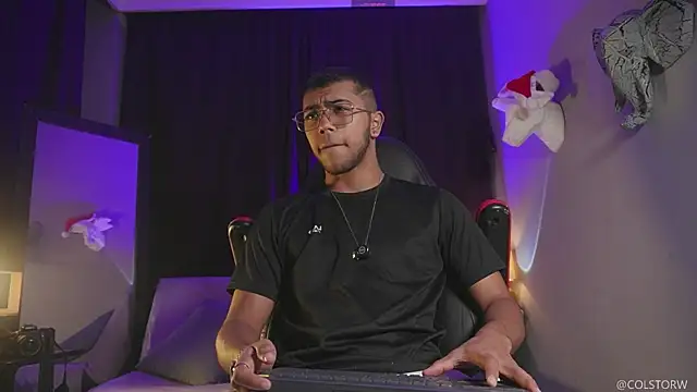 Colstorw  online show from January 6, 9:57 am