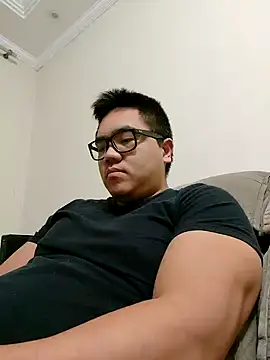 awesometeacher33 online show from September 28, 4:43 am