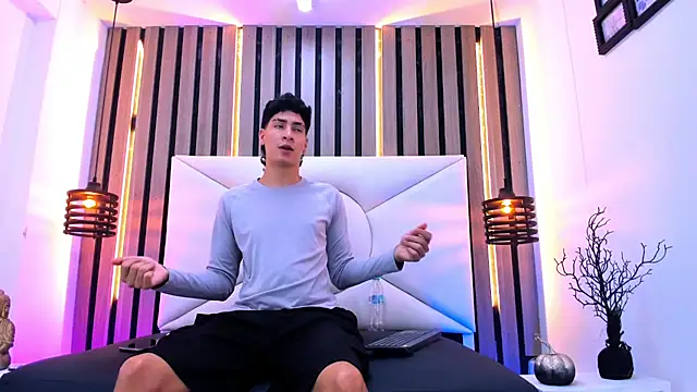 Jhojan twink online show from October 24, 1:13 pm