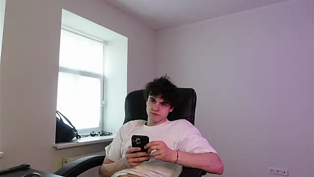 Brad Holloway online show from March 8, 2:32 pm