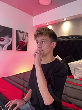 LiamWildx20 online show from February 20, 5:26 am