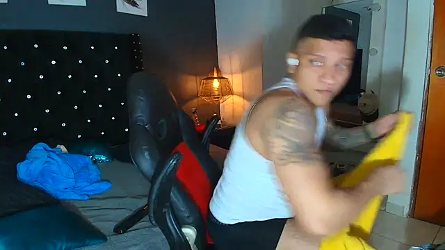 ethan dalton  online show from September 23, 3:17 am