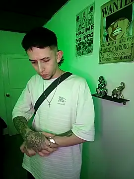 Chris  Jones online show from December 23, 1:47 am