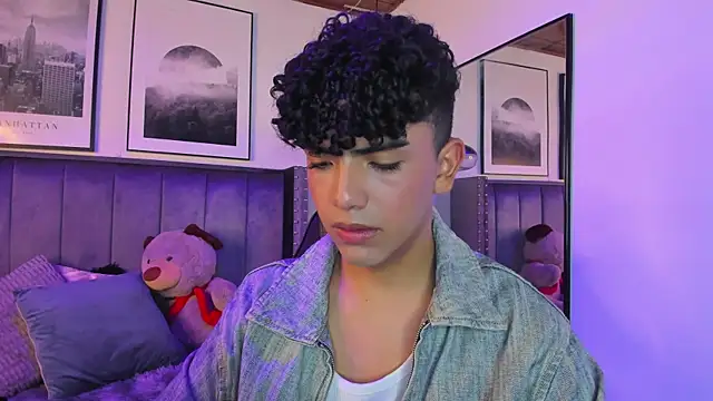 Niick Twink online show from October 18, 9:20 pm