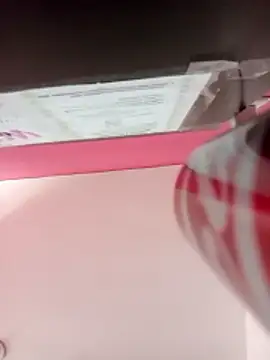 luuiss12 online show from January 10, 9:41 pm