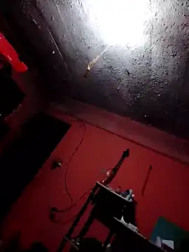 luuiss12 online show from March 24, 11:04 am