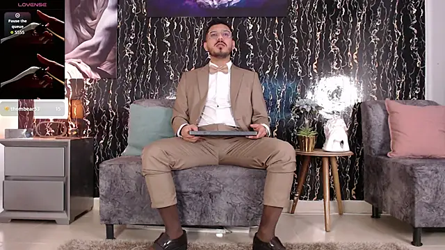 samuelcoopeer online show from December 4, 1:07 pm