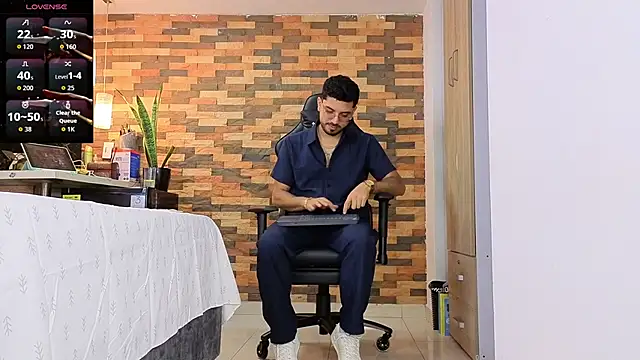 samuelcoopeer online show from March 6, 9:12 pm