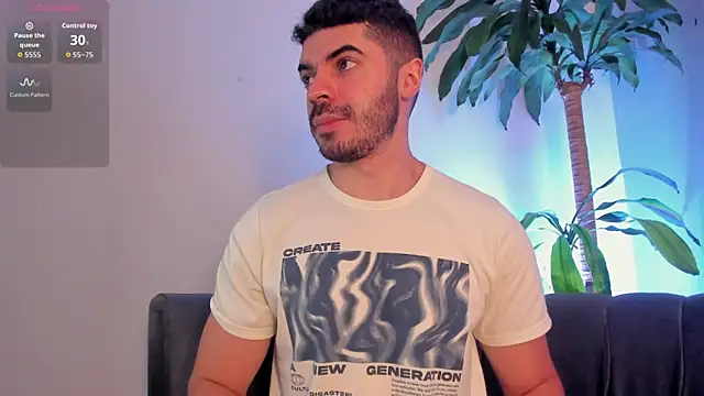 AxelThompson  online show from December 22, 11:29 am