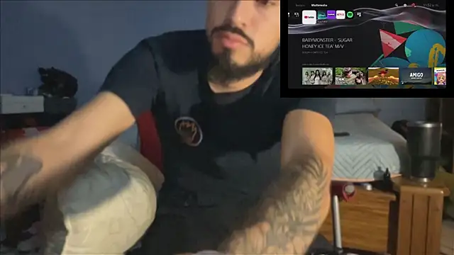 Jonny0399  online show from June 9, 5:53 am
