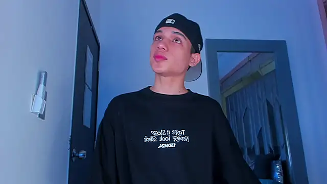 Sebax Young online show from March 14, 8:38 pm