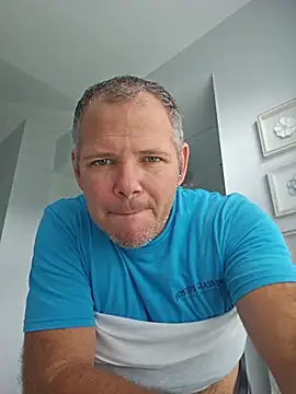 cubanitofeliz40 online show from June 24, 8:22 pm