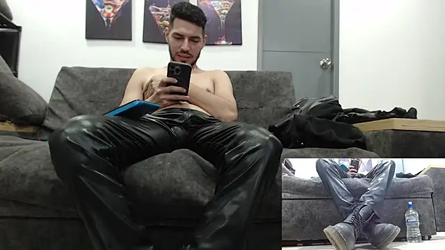 mackdaniels online show from October 31, 12:45 am