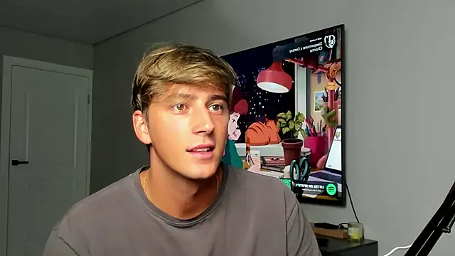 DaniHort online show from December 5, 6:09 am