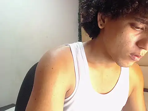 Xfire boy69 online show from October 3, 4:34 pm