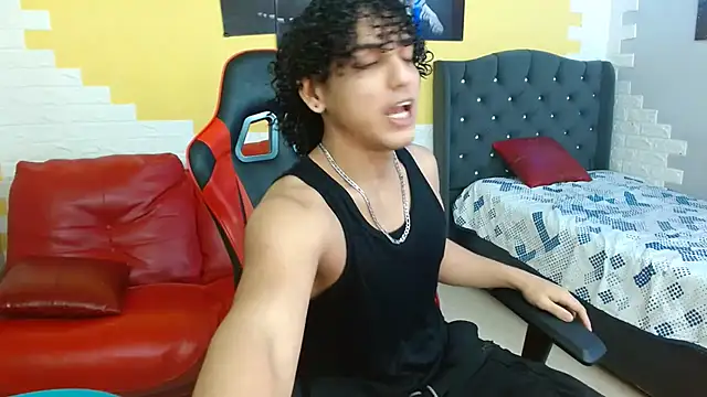 Xfire boy69 online show from September 17, 4:19 pm