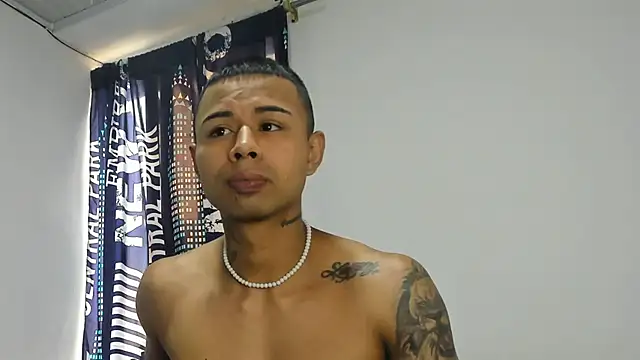  Logan Colton  online show from October 8, 6:23 pm