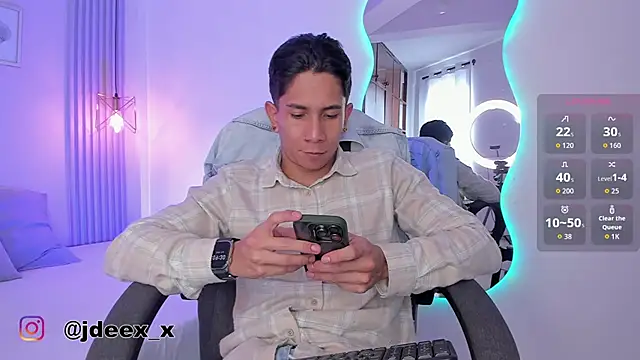 j deex online show from October 21, 2:31 pm