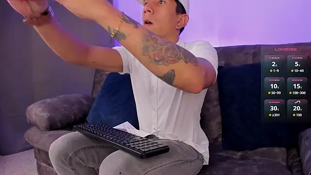 j deex online show from November 20, 12:43 am