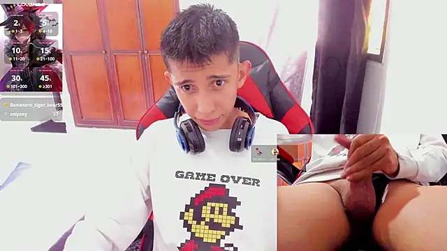 Snapshot of gomitaboy_1 chatting on October 19, 7:28 pm gomitaboy 1 online show from October 19, 7:28 pm