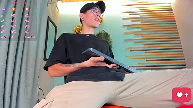 david huge online show from October 6, 1:32 am