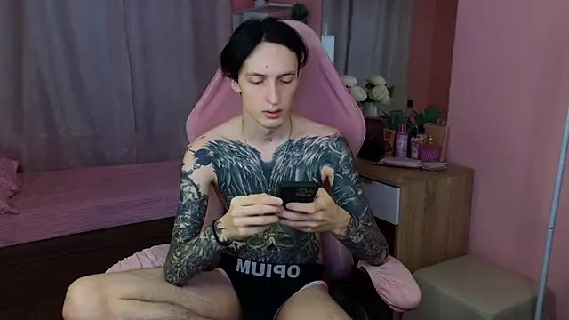 Martin Jin online show from December 5, 12:12 pm