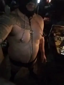 JoeyUhOh online show from December 3, 8:42 am