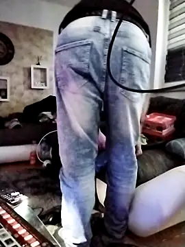 KellermeisterDKM online show from January 18, 9:33 am