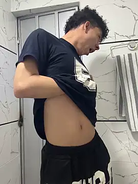 JoseLucian online show from December 15, 11:02 pm