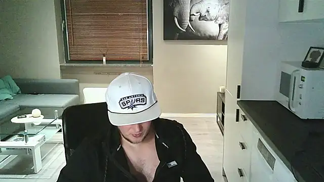 Dartanjanas13 online show from October 11, 8:46 pm