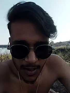 Ishq ka raja online show from February 7, 9:05 am