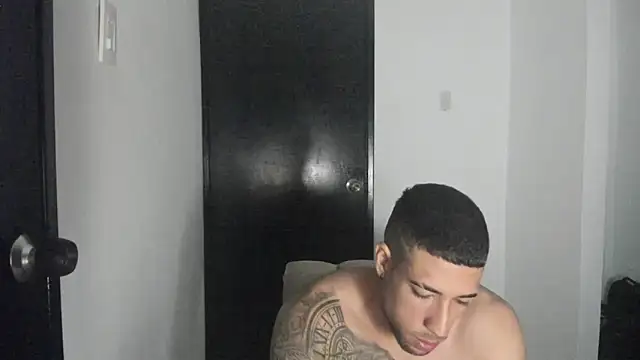 ThiagoLugo online show from June 14, 11:29 pm