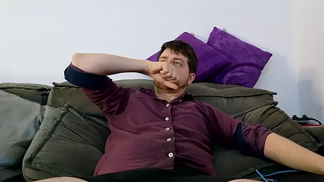 aaron nvk online show from October 21, 9:28 pm